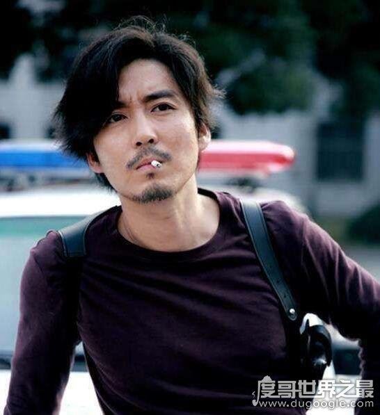 王泷正演绎最痞帅的警察，行动力的重要性远大于言表