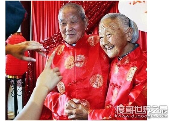 金婚是多少年,能相互扶持走过50年的夫妻称为金婚
