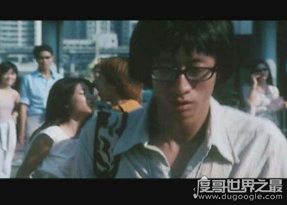 颜仟汶三级电影盘点，《兽性新人类2》中是三点全露(剧照)