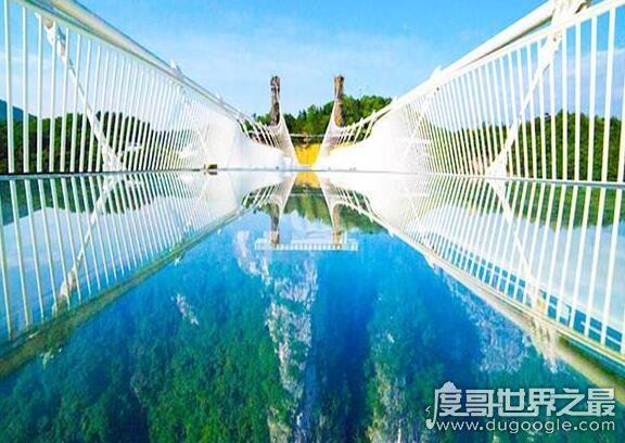 世界上最长的玻璃桥,湖南张家界玻璃桥(全长536米/宽6米)