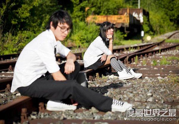 女人出轨后的表现，满足以下五点那你可就要警惕了