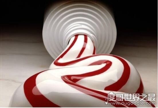衣服上的油渍怎么去除小窍门,教你几招让衣服重新干净如新