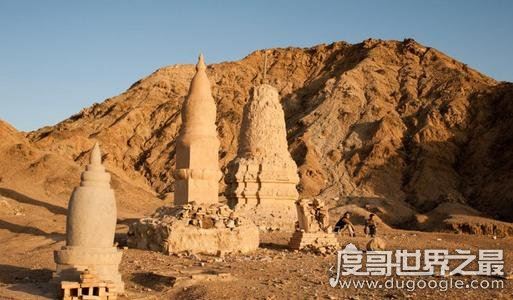 三危山在哪里,甘肃省敦煌市(莫高窟的修建与此山有关)
