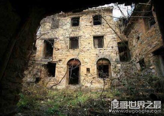 河南封门村灵异事件,住在里面的不是人而是鬼