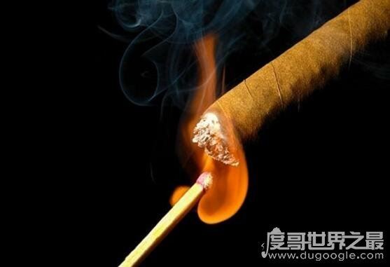 雪茄怎么抽？＂一根雪茄三根柴＂方法很讲究(附详细步骤)