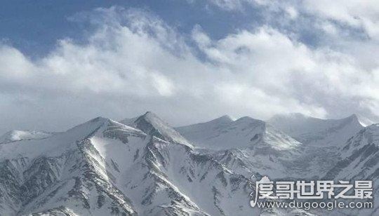 神秘的昆仑山在哪里，中国西北的帕米尔高原(被称为万山之祖)