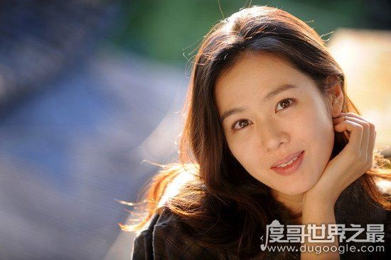 孙艺珍老公不是金柱赫，金柱赫去年就已经去世了