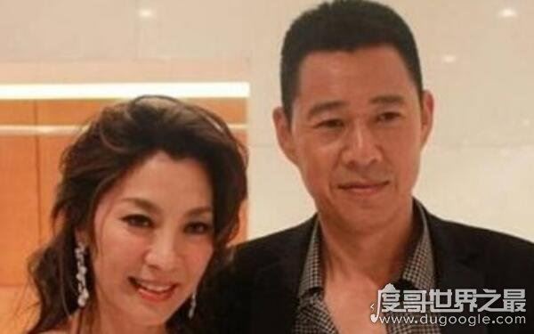 张丰毅老婆霍凡资料介绍，因漂亮被鲁豫夸赞（现已结婚25年）