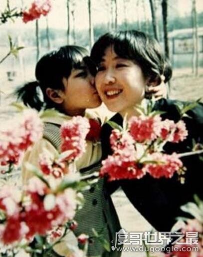 唐国强前妻自杀真相，唐国强背负27年渣男骂名