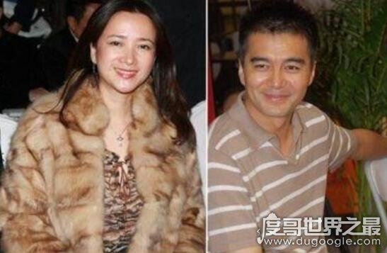 许亚军的四个老婆照片，许亚军张晞离婚气出心脏病