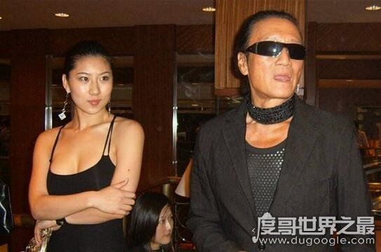 谢贤女友coco现状如何，用十多年的青春换千万分手费