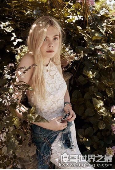 好莱坞女星中的一股清流，艾丽·范宁(18岁超美组图)