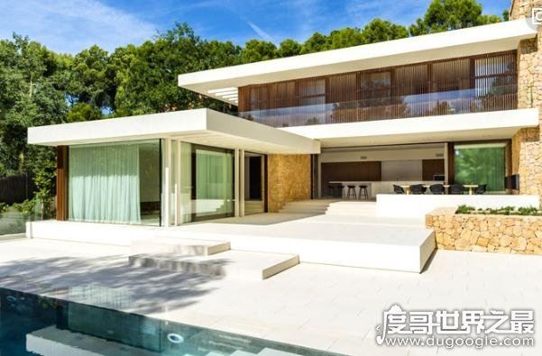 广西北海惊现“最牛房产证”，44人共享一套房(两万赚35万)