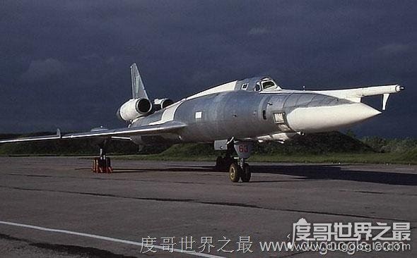 世界十大轰炸机，第一名美国B2隐身轰炸机最昂贵