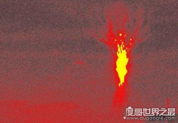 自然界十大神秘奇观,妖精现象一秒惊现小鬼(太诡异)