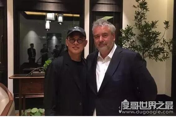 李连杰现在的真实现状，外形看起来很苍老但精神状况还不错