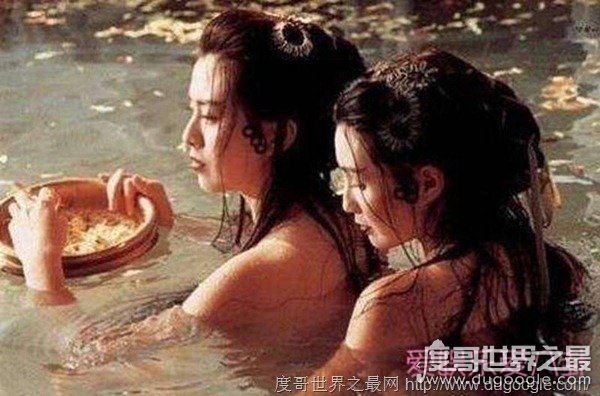 中国十大美女明星出浴照, 柳岩出浴照超火辣