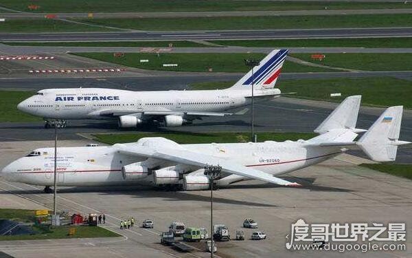 世界上承载最重的飞机，载重可达250吨（安-225运输机）