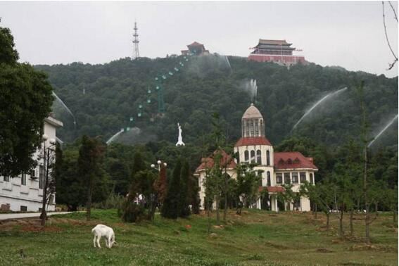 最富有的中国十大名村，天下第一村华西村(一村的百万富翁)
