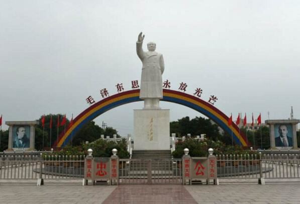 最富有的中国十大名村，天下第一村华西村(一村的百万富翁)