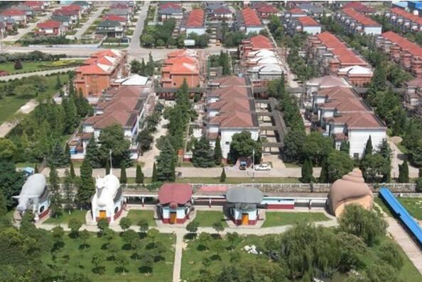 最富有的中国十大名村，天下第一村华西村(一村的百万富翁)