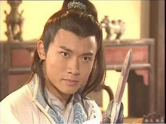 隋唐英雄排名，十八好汉名单(李元霸因天下无敌被雷劈死)