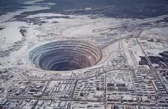 俄罗斯地狱之门是真的吗，钻入地底13000米听见惨叫声