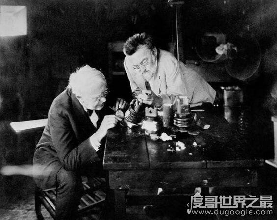 爱迪生发明了什么,电灯是人类史上最伟大的十大发明之一