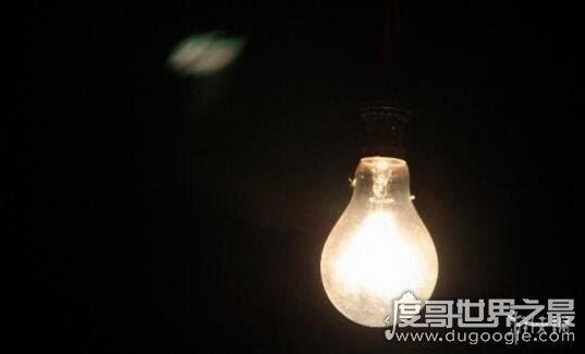 爱迪生发明了什么，电灯是人类史上最伟大的十大发明之一