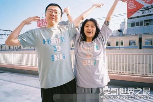 李诞女朋友黑尾酱颜值逆天，乃四川网红人物(原名陈典)