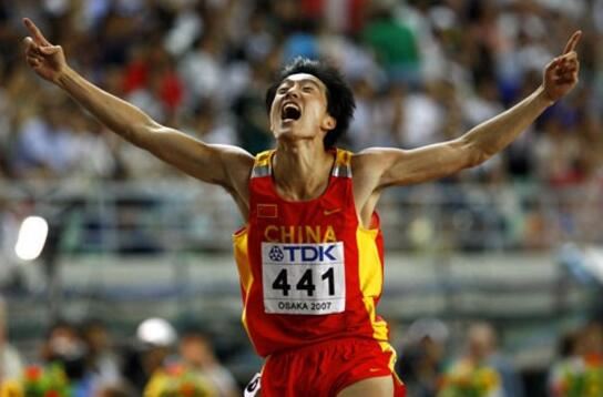 男子110米栏世界纪录，阿里斯·梅里特(12秒80)