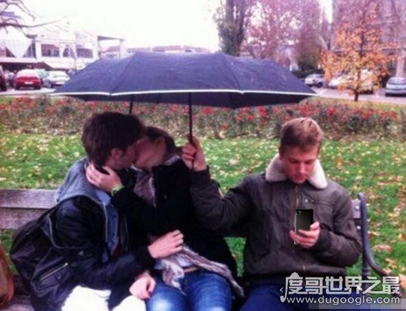 虐死人的单身狗图片精选，一万点暴击在向你袭来(图片)