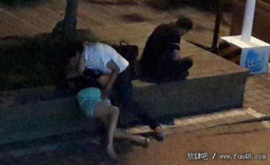 醉酒被爆菊花的美女