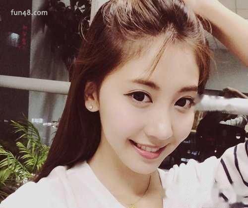 饭局的诱惑小猫是谁?小猫李梦颖老公微博背景揭秘