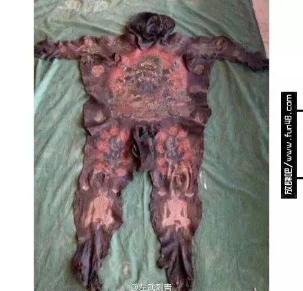 人皮唐卡！图揭西藏地区的残忍物品！慎入...