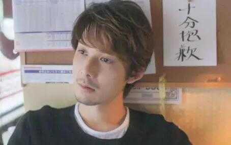 柏原崇老婆是谁 前妻畑野浩子 柏原崇现女友内田有纪