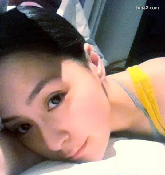 钟欣潼与陈冠希艳照事件 钟欣潼个人资料身高体重微博三级喷血照