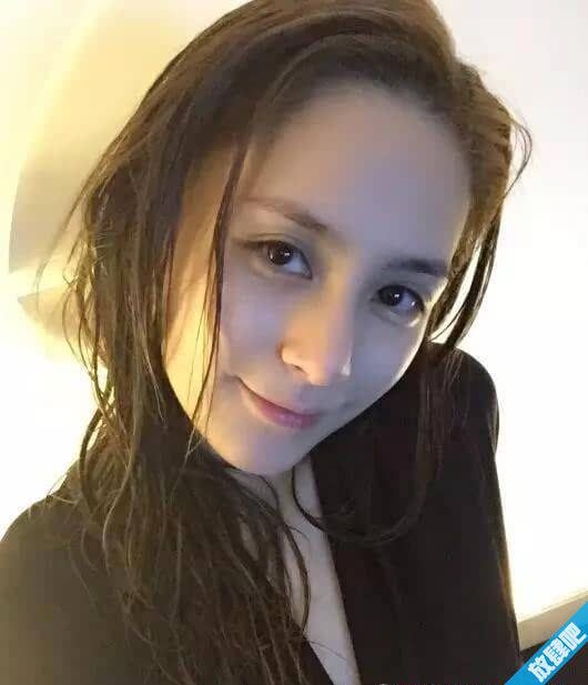 钟欣潼与陈冠希艳照事件 钟欣潼个人资料身高体重微博三级喷血照