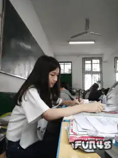 美女被戳