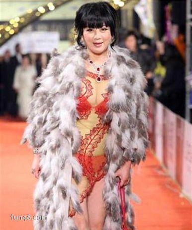 宫雪花个人资料拥有H奶大龄选美屡夺冠 宫雪花年轻时照片