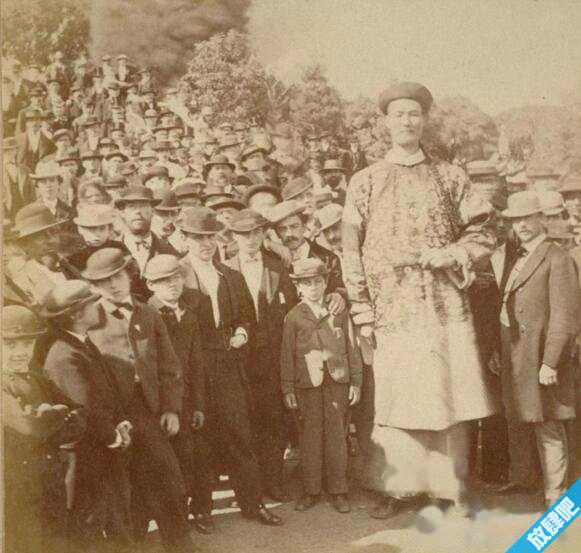 世界上最高的人，中国巨人詹世钗高达3.19米