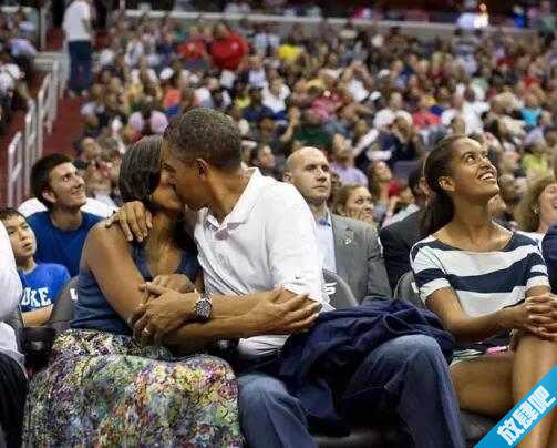 奥巴马老婆米歇尔个人资料 奥巴马和米歇尔的爱情故事