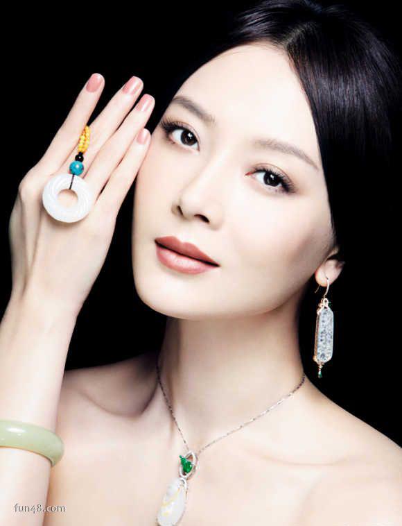 陈数整容前后照片对比曝光 陈数早期被称为“方脸男人婆”