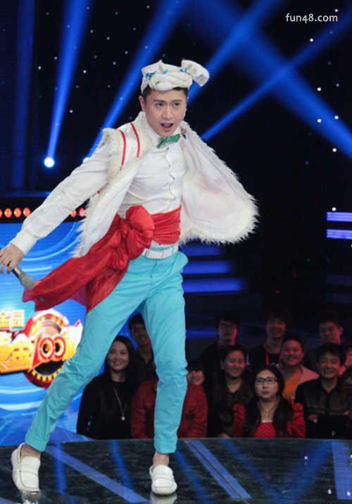 主持人杨帆个人资料简历 杨帆老婆李松奇和女儿照片