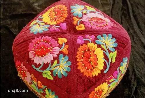 新疆维吾尔族风俗习惯有哪些