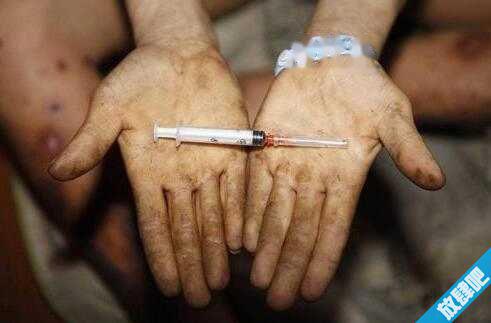 怎么判断一个人吸毒？吸食冰毒者症状有哪些？