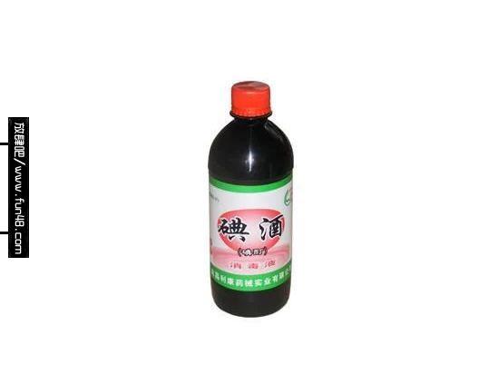 什么是灰指甲图片