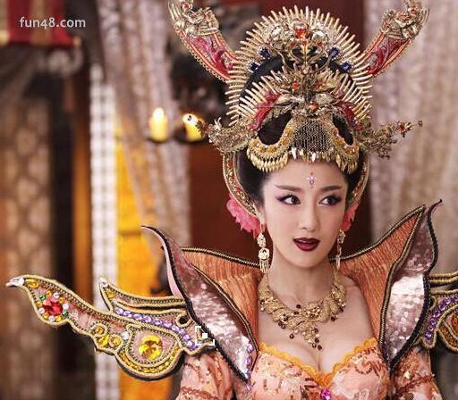 李依晓暴奶图片|李依晓差点因叶璇毁容现被名导看中大火