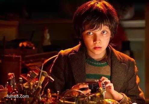 阿沙巴特菲尔德女友是谁？阿沙巴特菲尔德演过哪些电影？