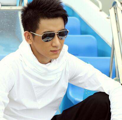 京城太子爷赵越背景曝光 传其是赵忠祥的儿子